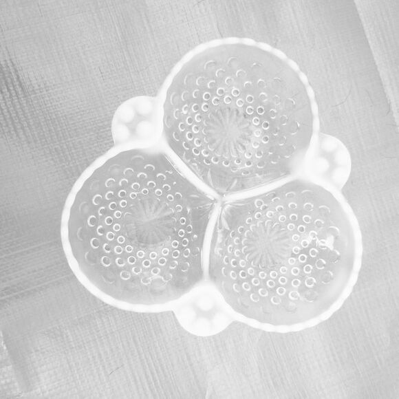 1930's Fenton OPULESCENT Relish DISH‎ - Picture 1 of 2